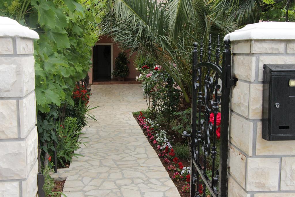 Apartments Petani Zadar Luaran gambar